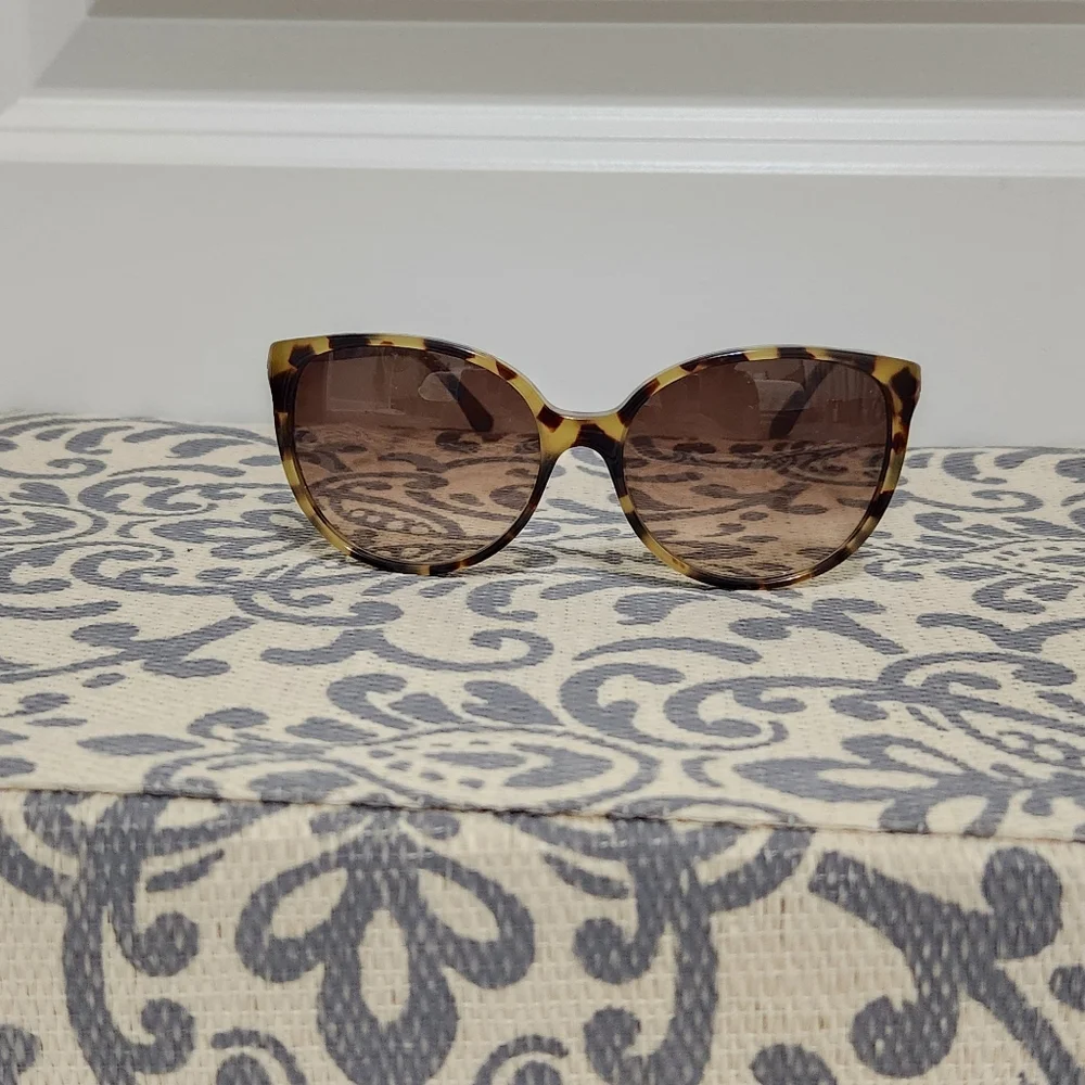 SOLD Kate Spade Shawna  Tortoise Sunglasses - Picture 2 of 6